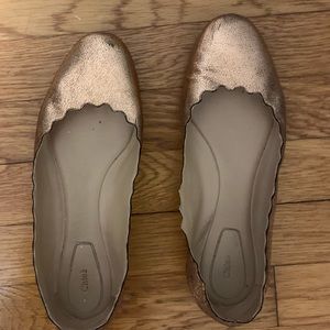 Chloe gold scalloped flats